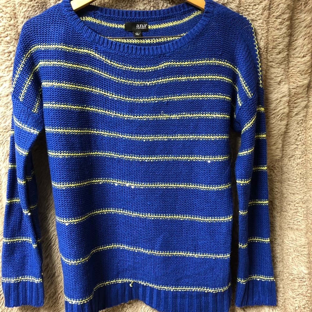 🔴 Ana Sequined Sweater